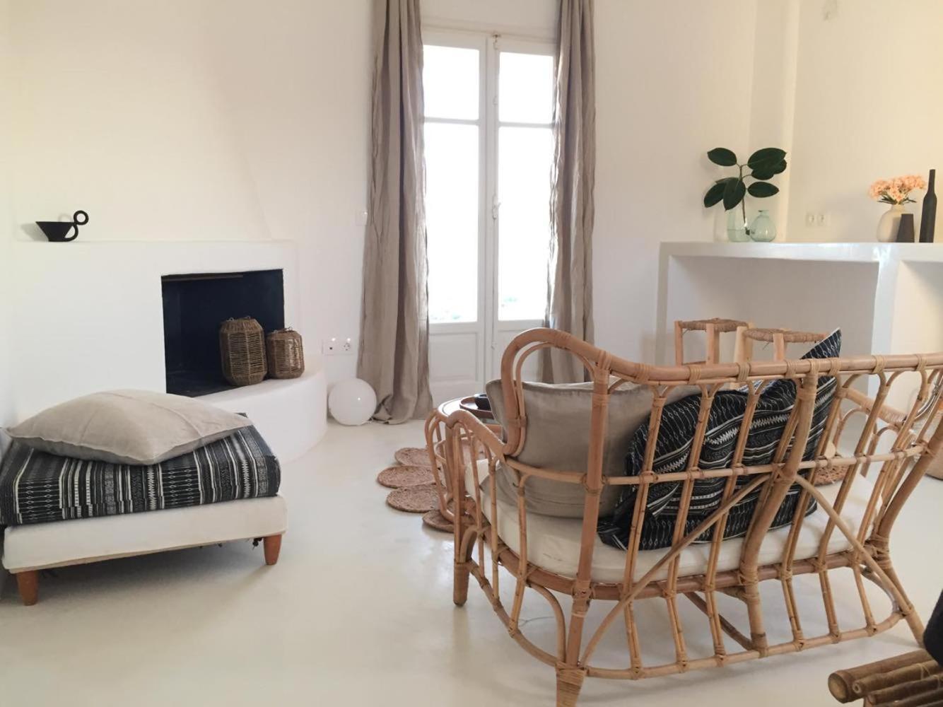 Island White Apartment Agios Georgios  Exterior photo